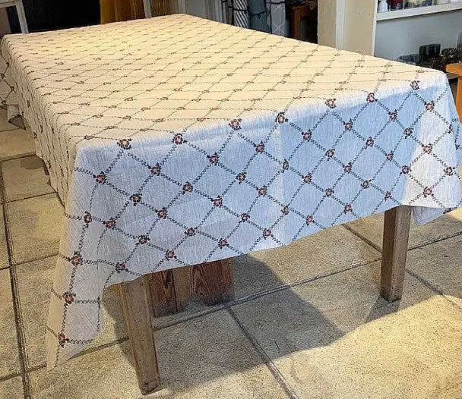 Tablecloths<Nicholas Mosse Tablecloth Old Rose Linen 55 X 99
